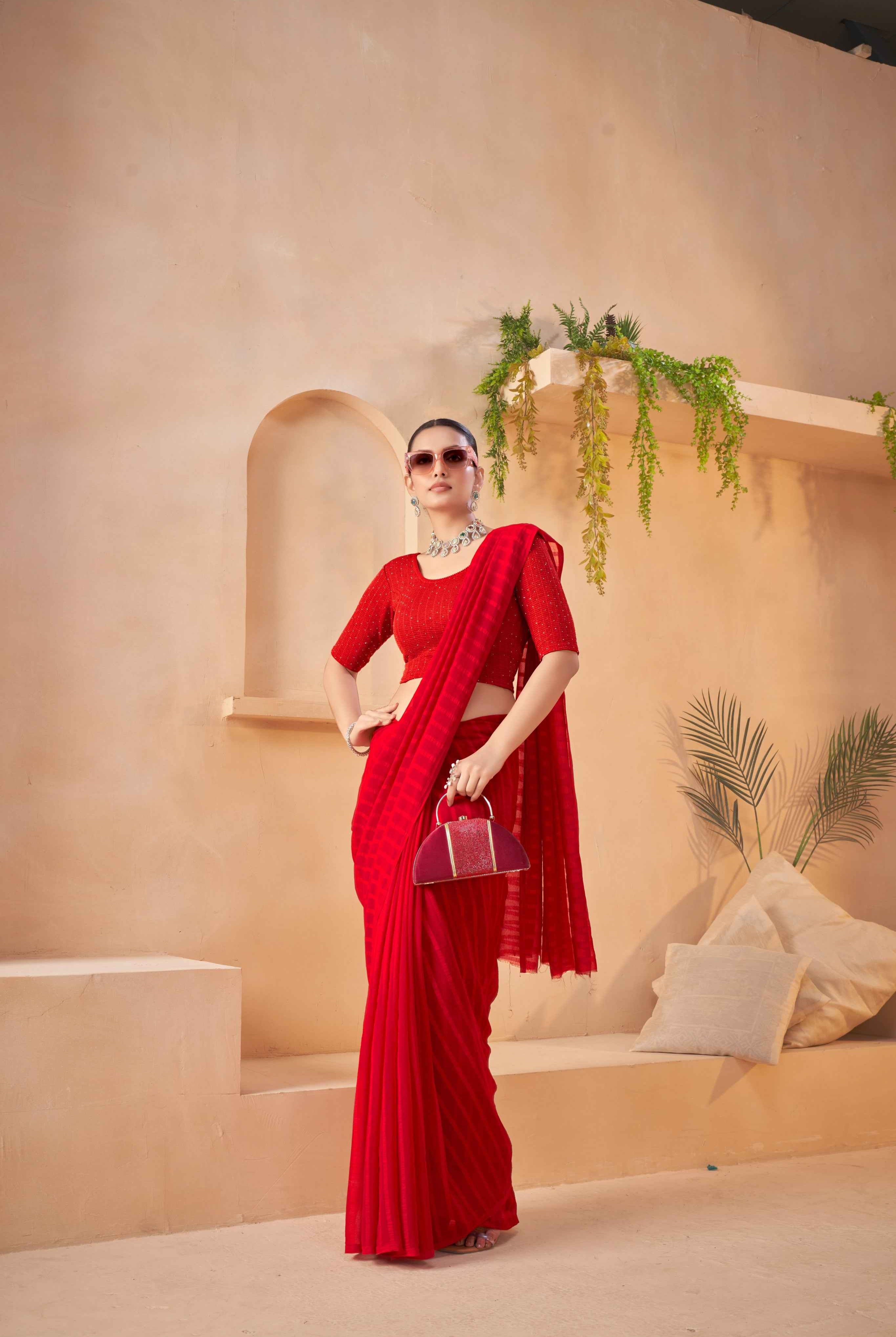 Stay On Trend with the Finestfit Readymade ,Round Neckline Elbow Sleeve Swarvosk All Over.320