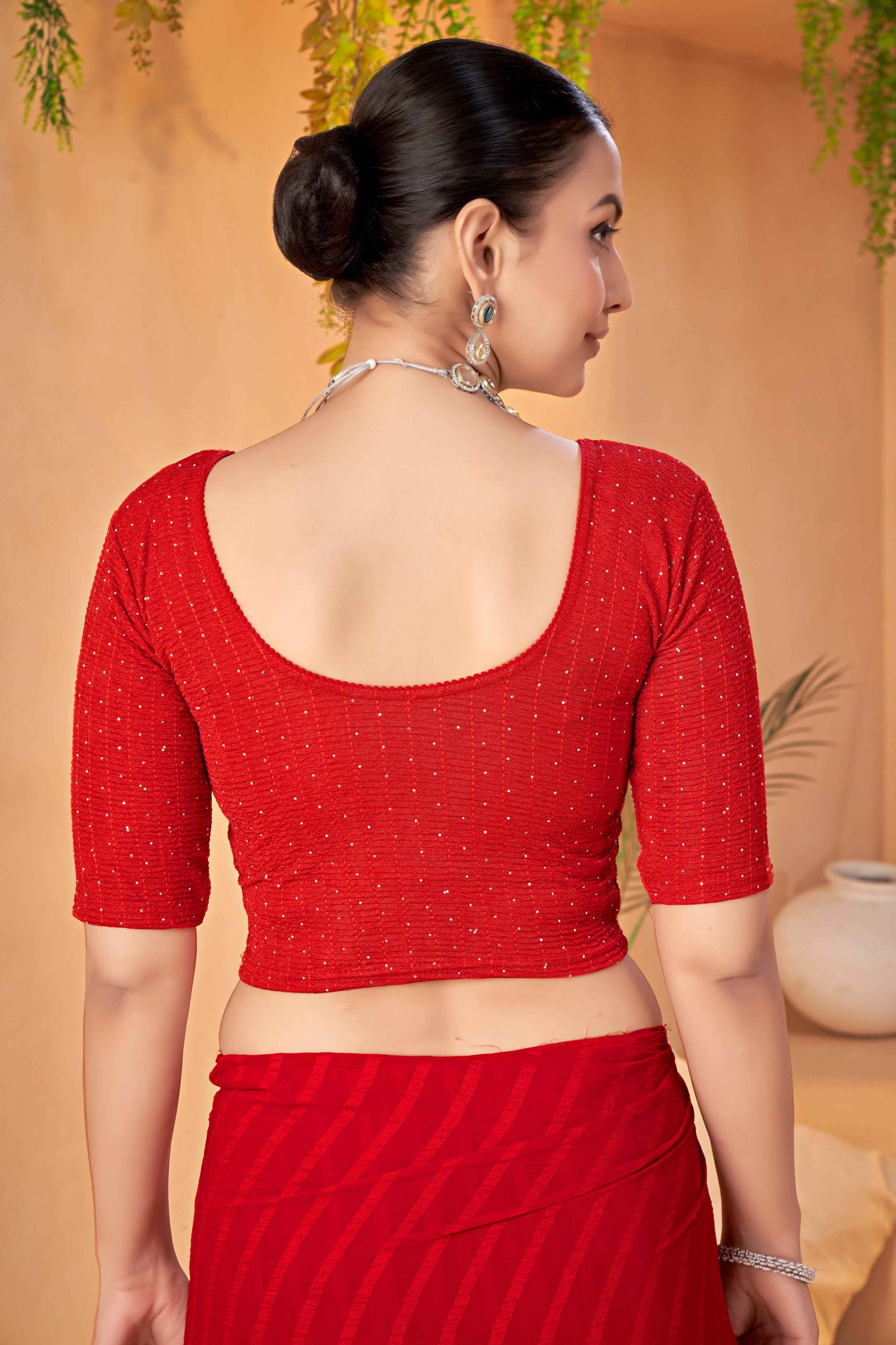 Stay On Trend with the Finestfit Readymade ,Round Neckline Elbow Sleeve Swarvosk All Over.320