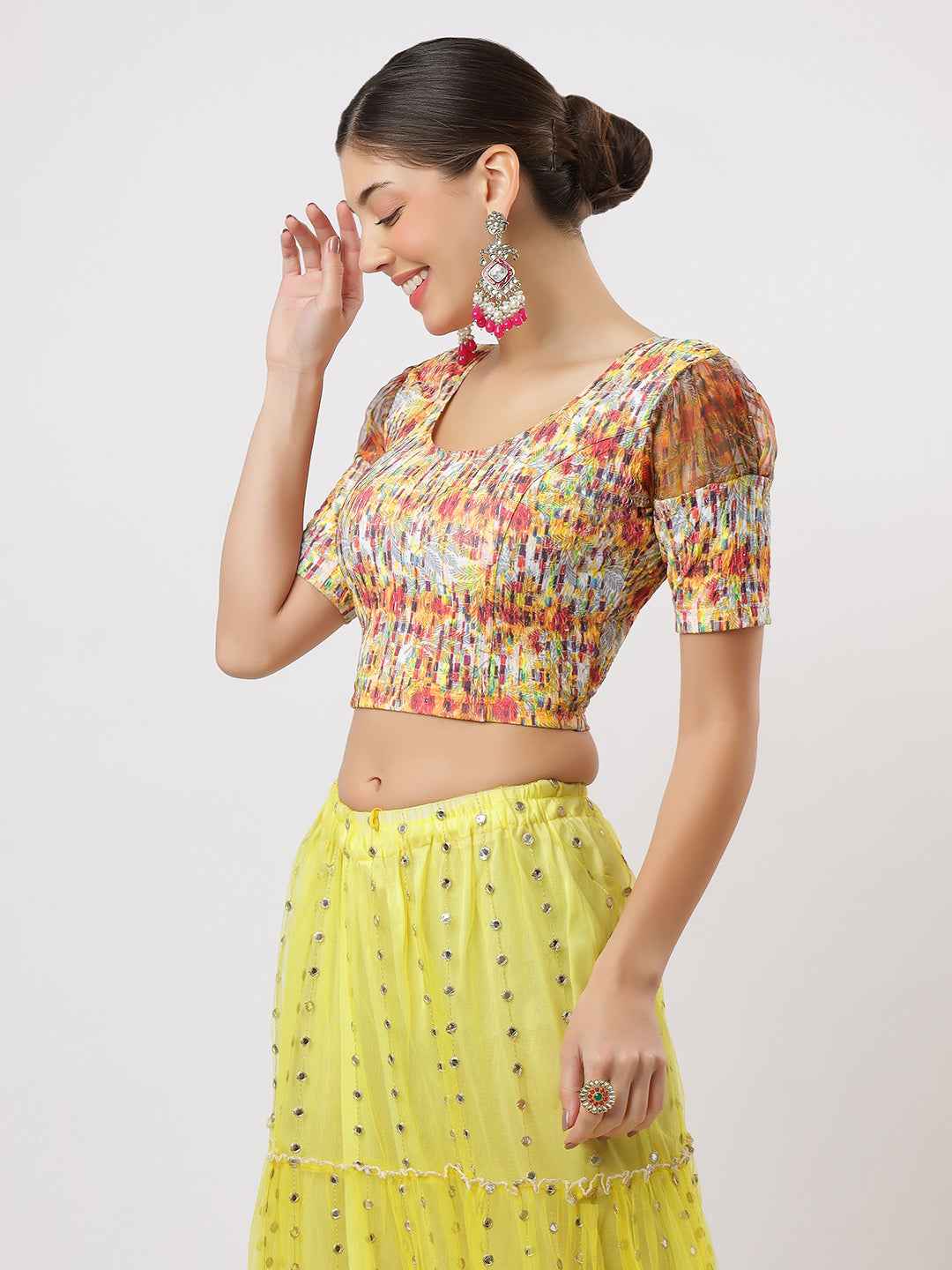 Stay On Trend: Latest Fashion Readymade Blouses for Women,round neckline with  digitally printed balloon sleeves.20034
